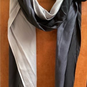 Womens scarf, W 20 inches, L 72 inches